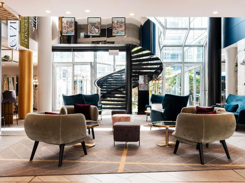 Mercure Paris La Defense Arche image