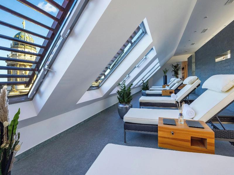 Hotel Luc image