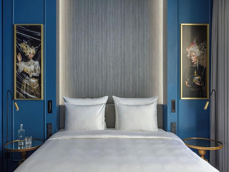 Hotel Luc image