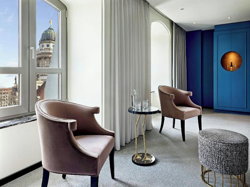 Hotel Luc image