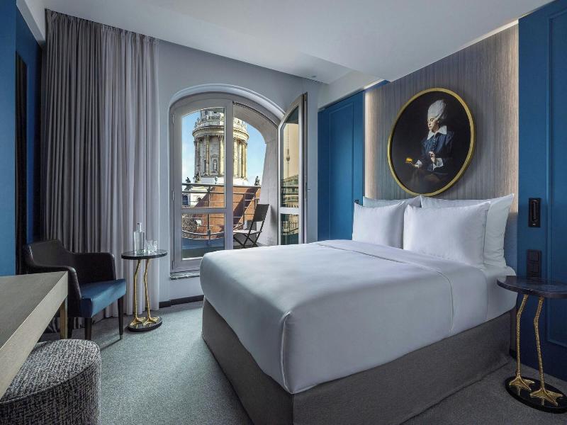 Hotel Luc image
