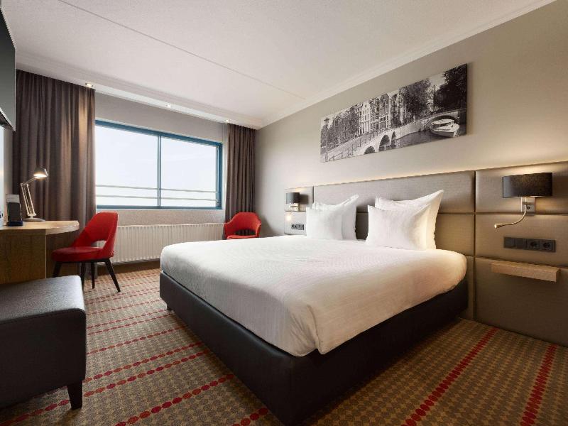 Ramada by Wyndham Amsterdam Airport Schiphol image
