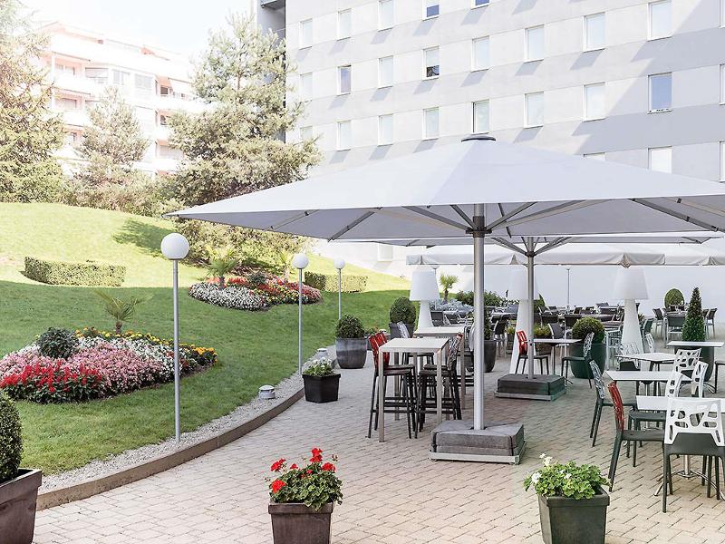 Novotel Suites Geneve Aeroport image