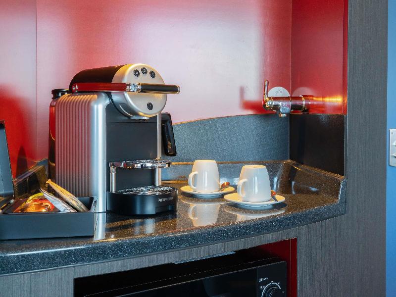 Novotel Suites Geneve Aeroport image