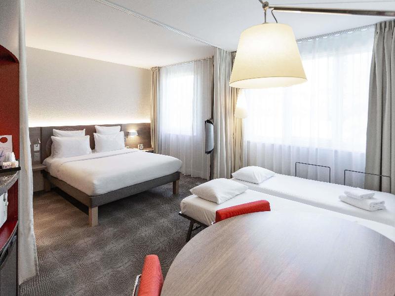 Novotel Suites Geneve Aeroport image
