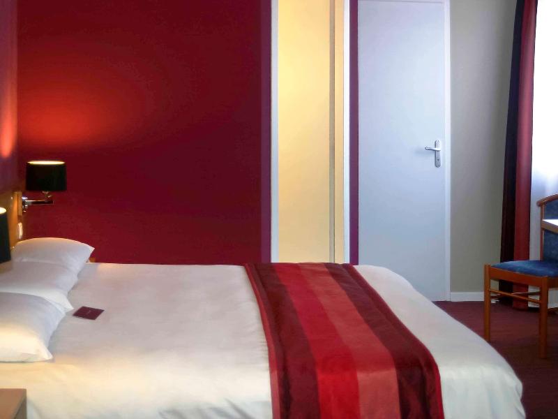 Mercure Luxeuil Les Bains Hexagone Hotel image