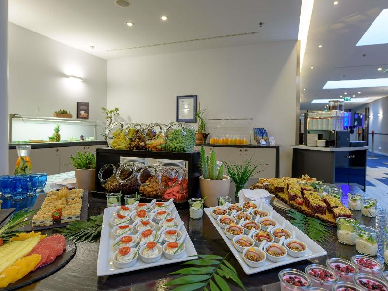Novotel Muenchen Messe image