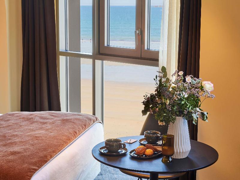 Mercure St Malo Front de Mer image