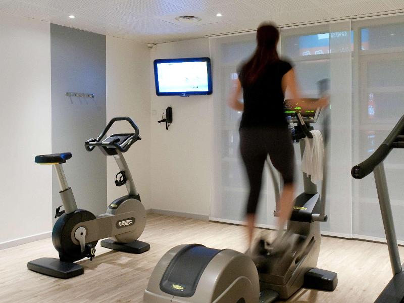 Novotel Suites Stade De France image