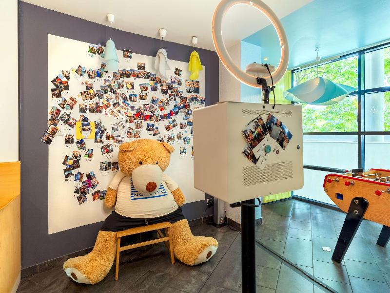 Novotel Suites Stade De France image