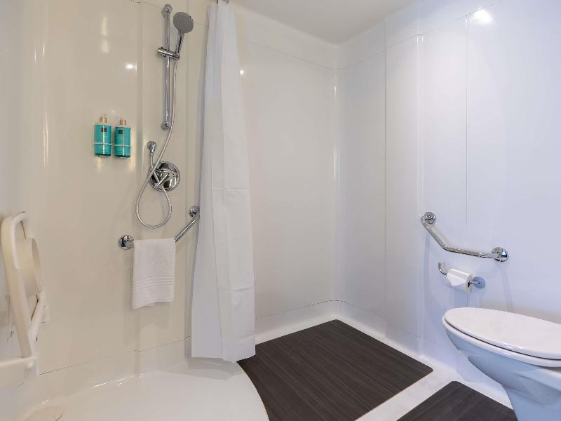 Novotel Suites Stade De France image