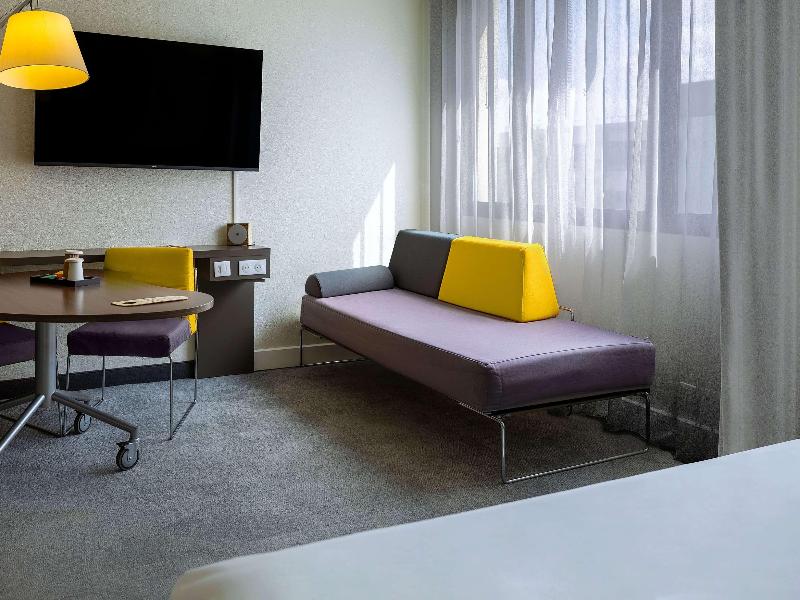 Novotel Suites Stade De France image