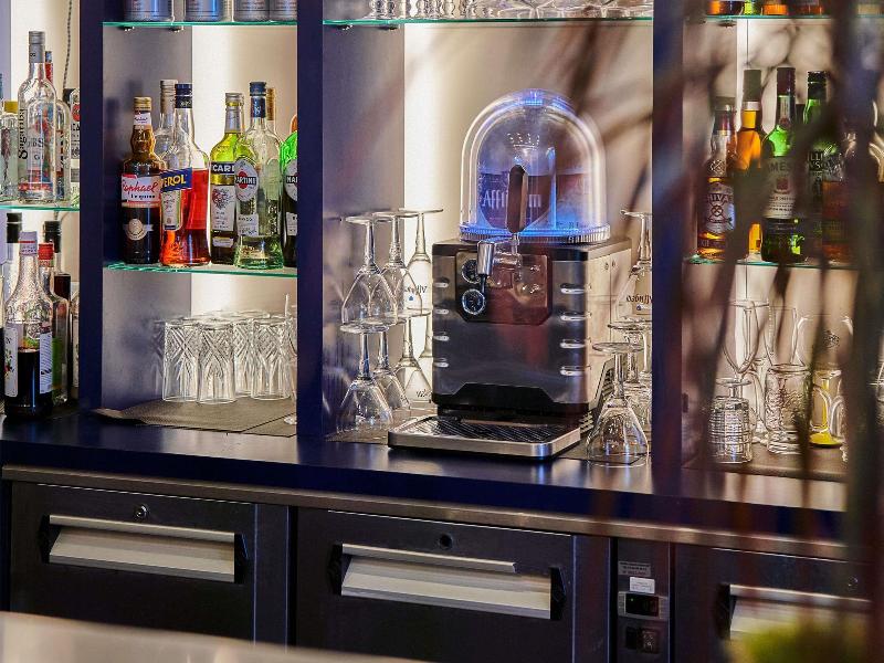 Novotel Paris 17 image