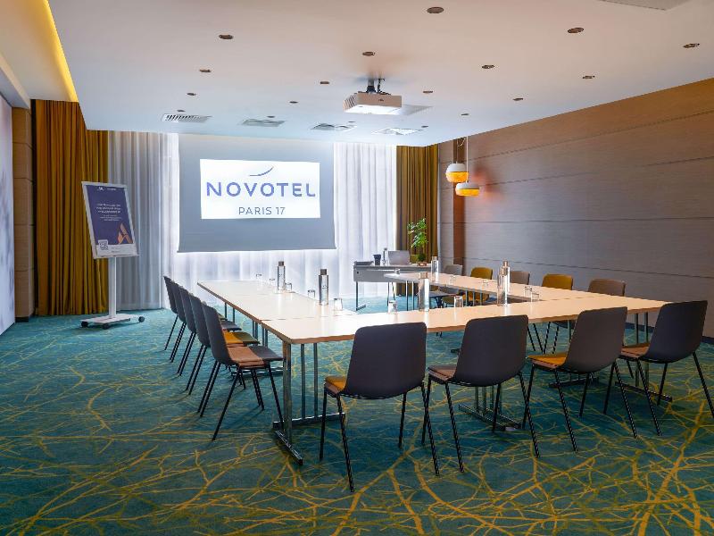 Novotel Paris 17 image