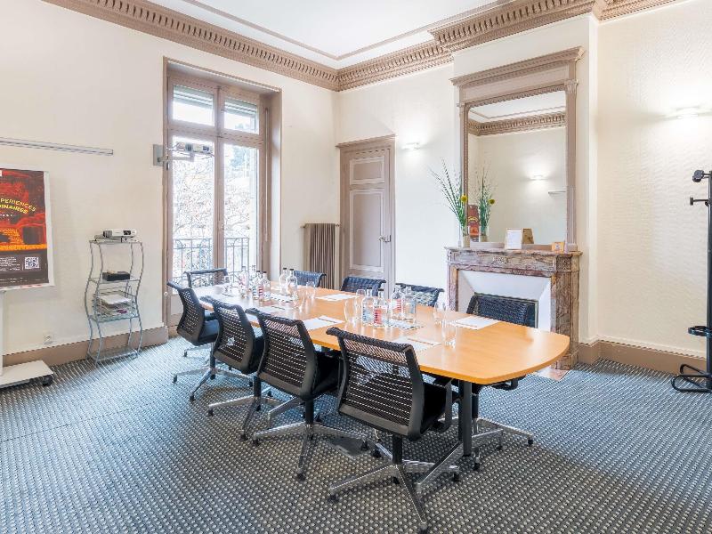 Mercure Lyon Centre Château Perrache image