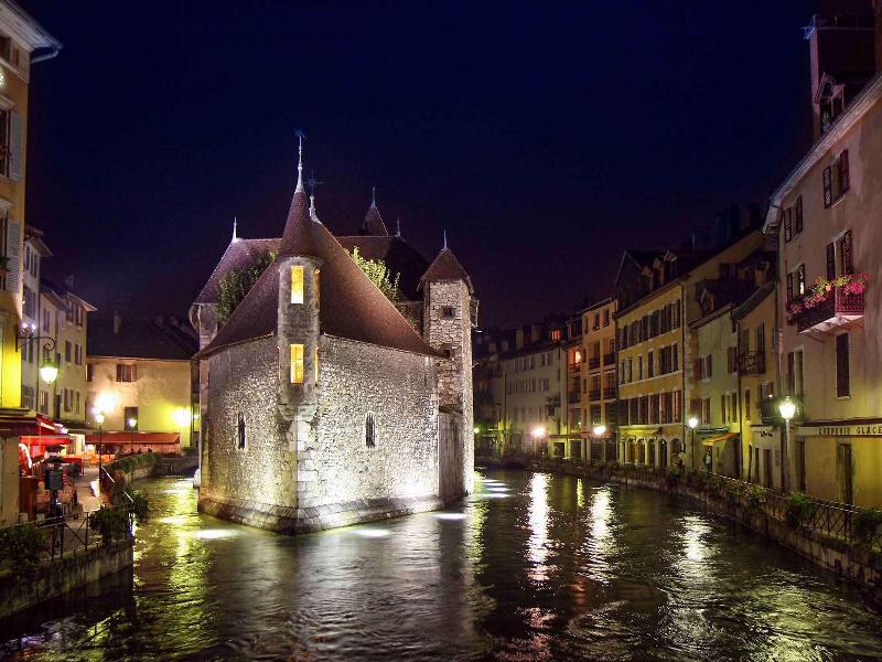 Novotel Annecy Centre image