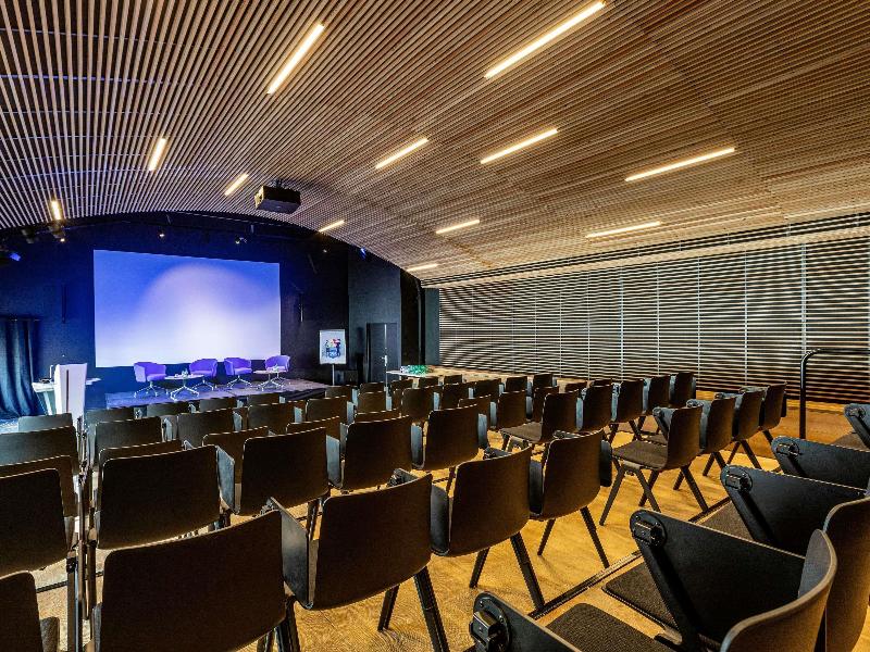 Novotel Annecy Centre image