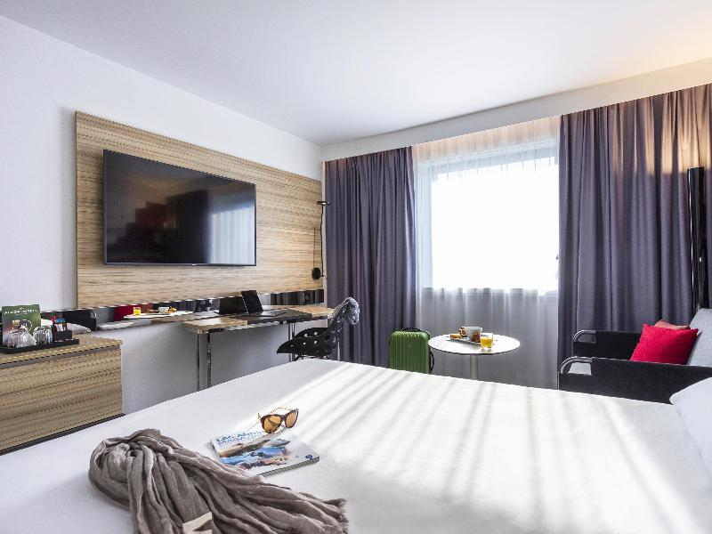 Novotel Annecy Centre image