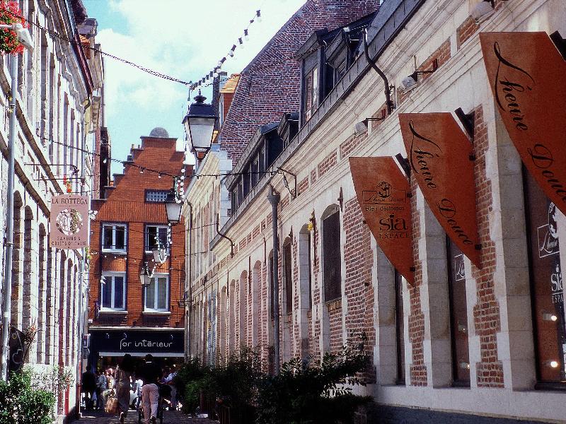 Ibis Styles Lille Centre Gare Beffroi image