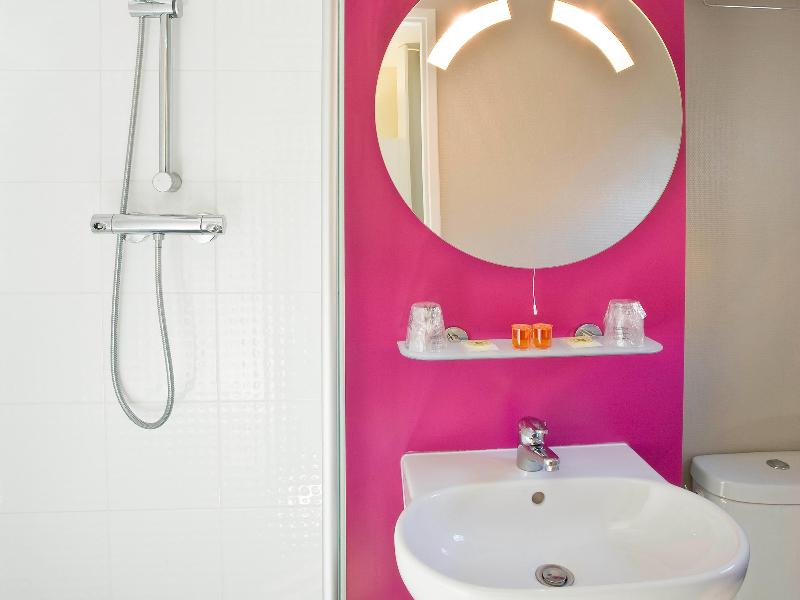 Ibis Styles Lille Centre Gare Beffroi image