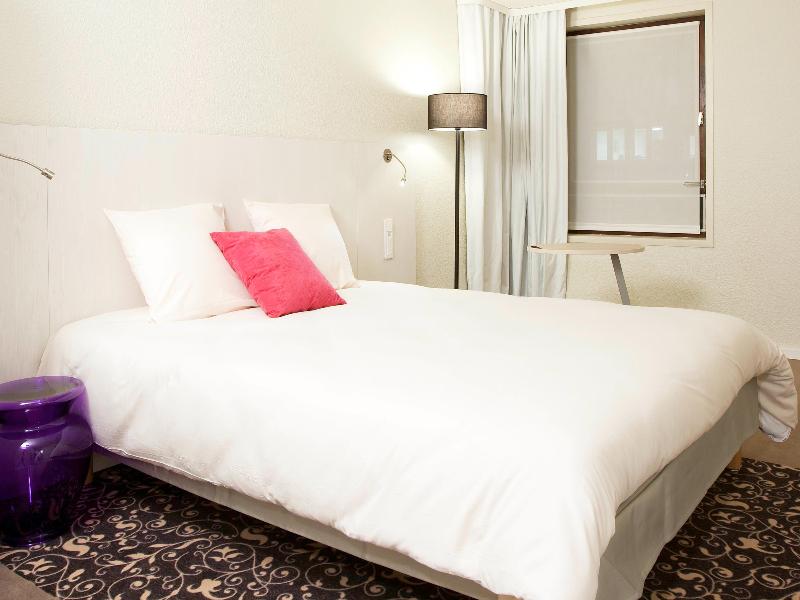 Ibis Styles Lille Centre Gare Beffroi image