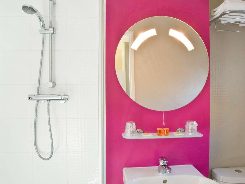 Ibis Styles Lille Centre Gare Beffroi image