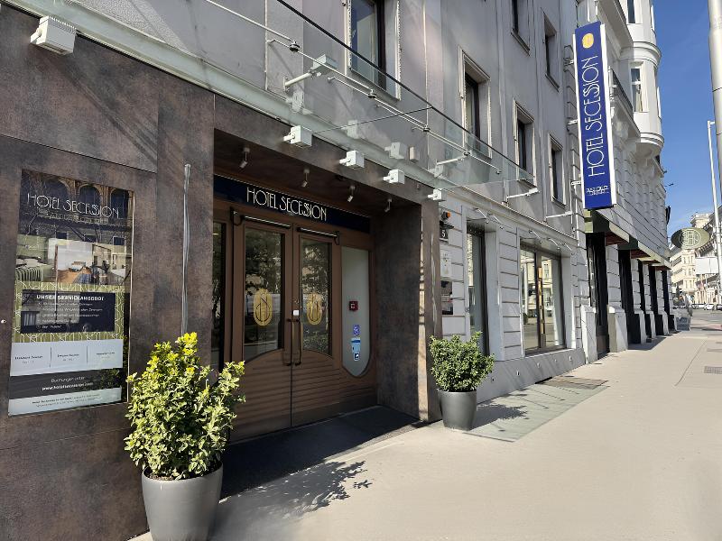 Hotel Secession an der Oper image