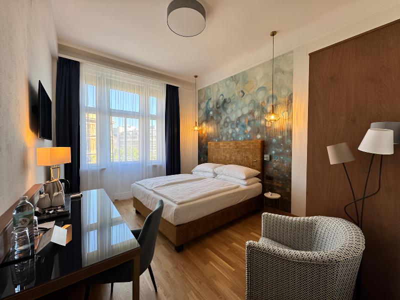 Hotel Secession an der Oper image