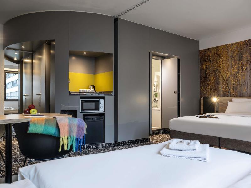 Novotel Suites Wien City Donau image