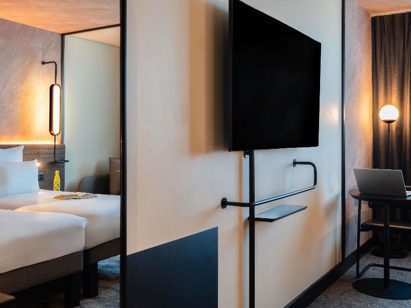 Novotel Bern Expo image