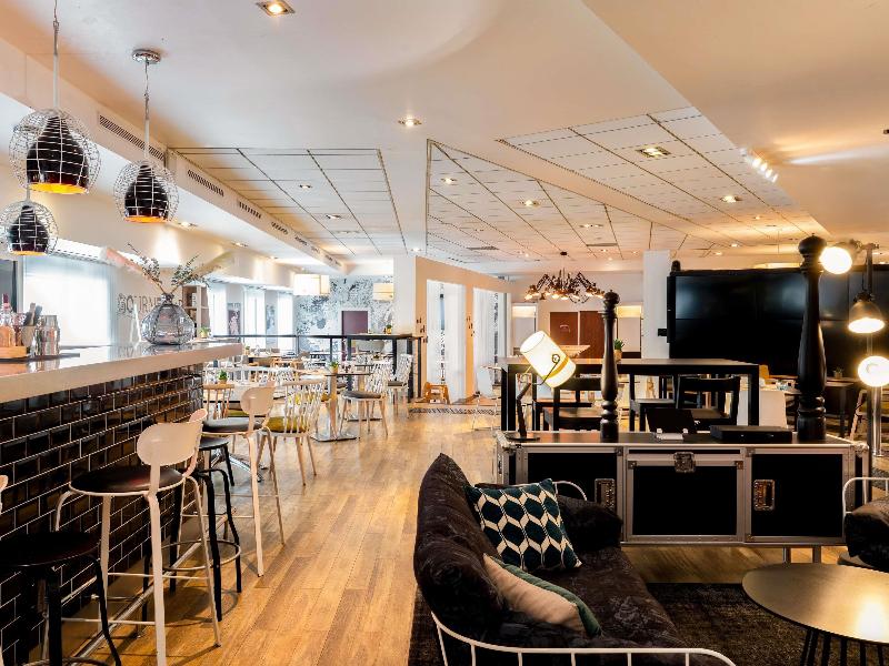Novotel Paris Rueil Malmaison image
