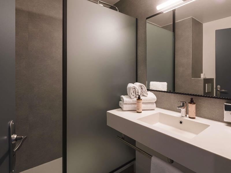Mercure Lyon Charpennes image