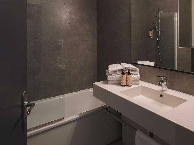 Mercure Lyon Charpennes image