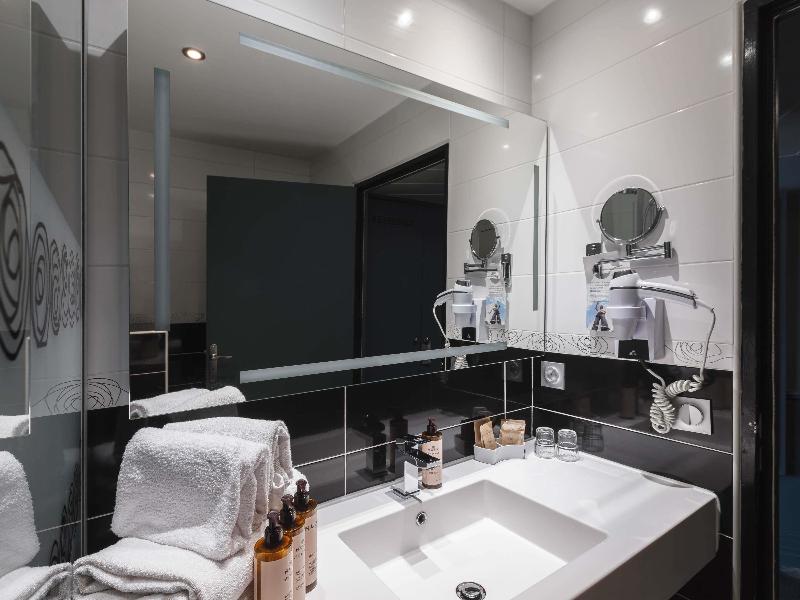 Mercure Lyon Charpennes image