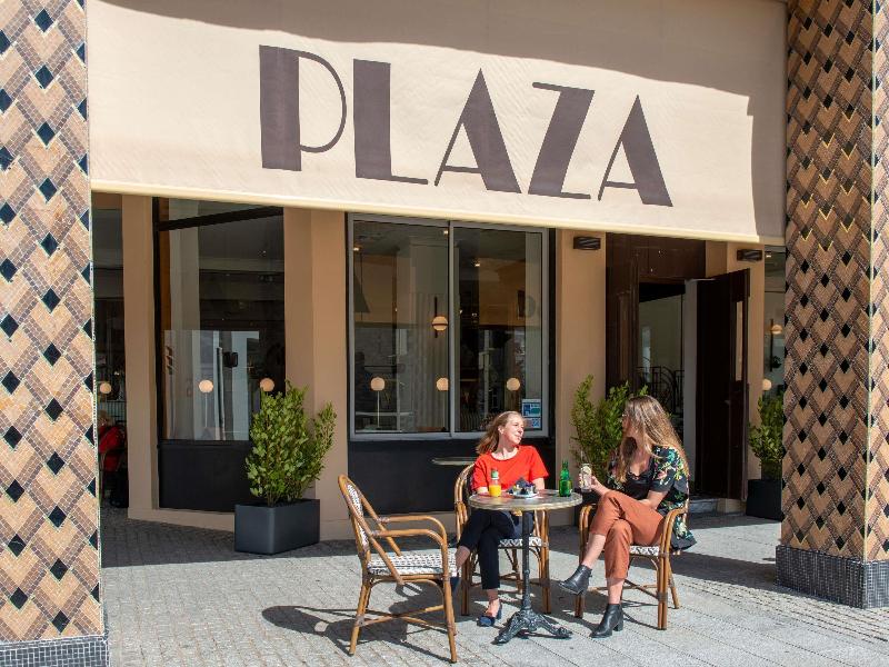 Hotel Plaza Biarritz Plage-Handwritten Collection image