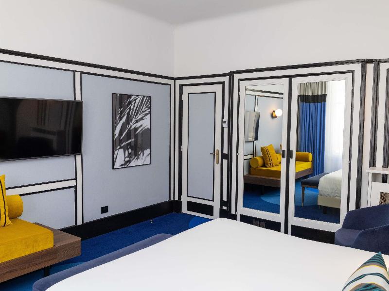 Hôtel Plaza Biarritz Plage-Handwritten Collection image