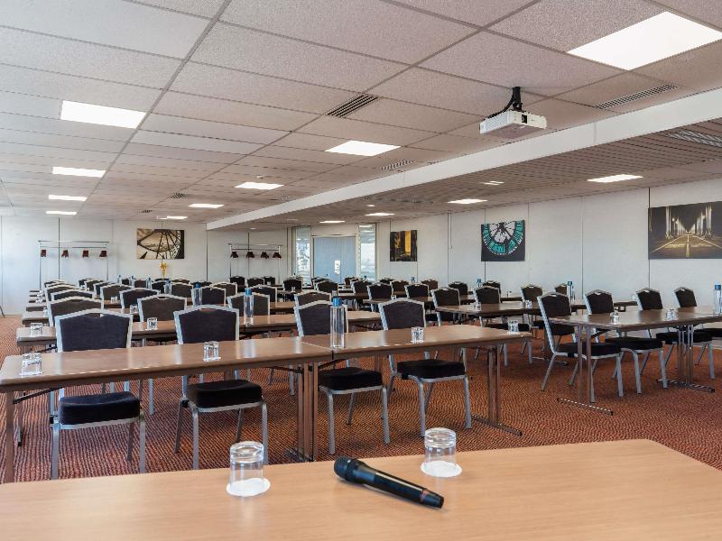 Mercure Paris Ivry Seine image