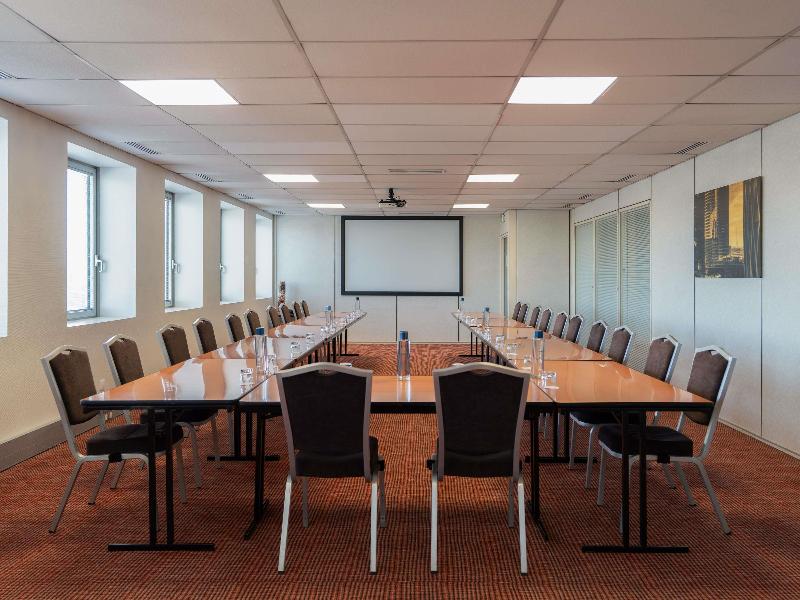 Mercure Paris Ivry Seine image