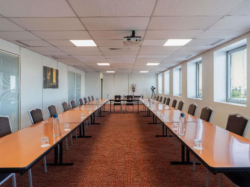 Mercure Paris Ivry Seine image