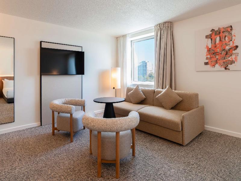 Mercure Paris Ivry Seine image