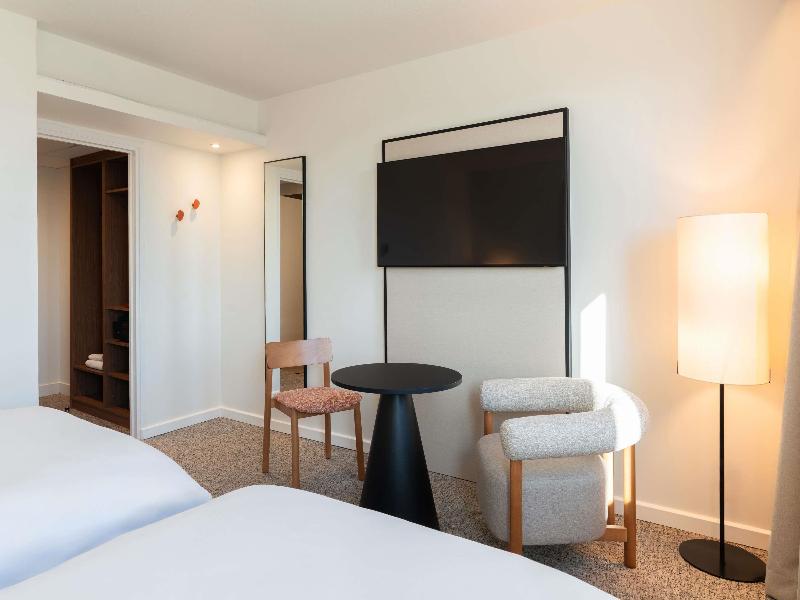Mercure Paris Ivry Seine image