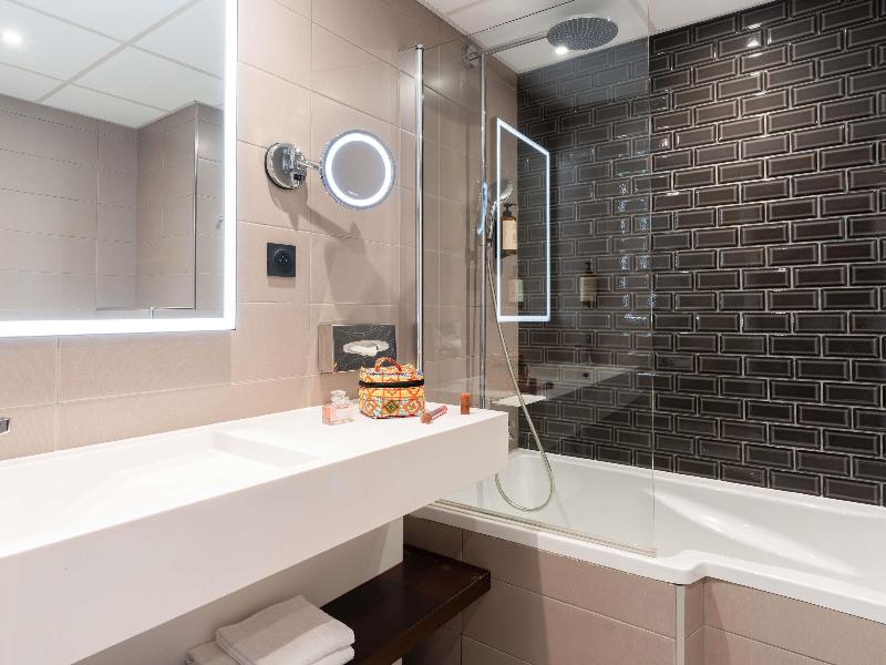 Mercure Paris Ivry Seine image
