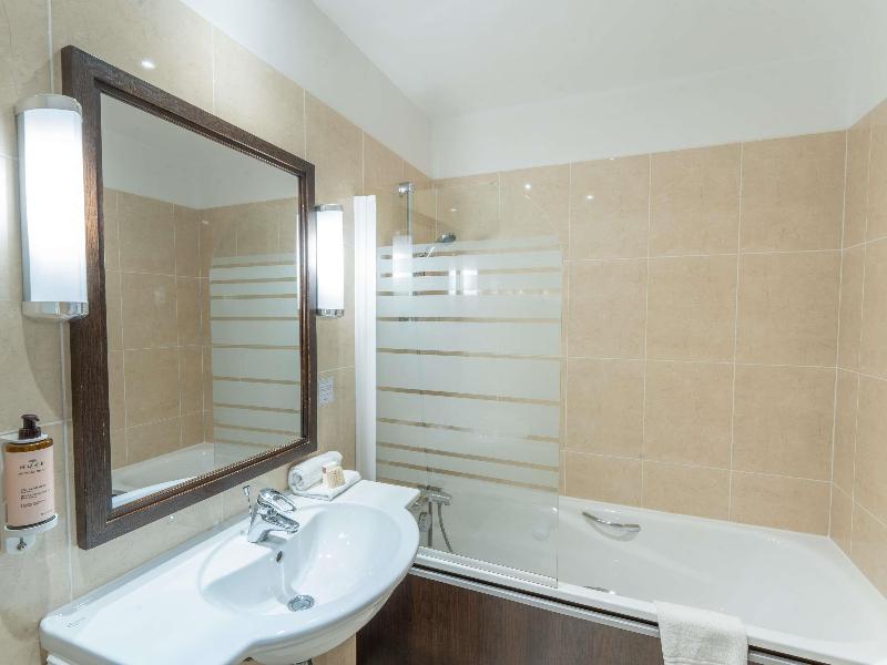 Mercure Rennes Cesson image