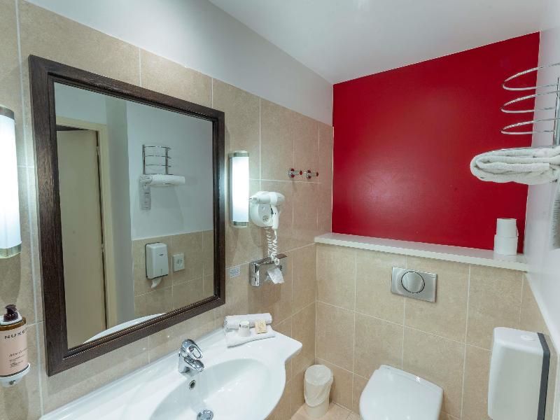 Mercure Rennes Cesson image