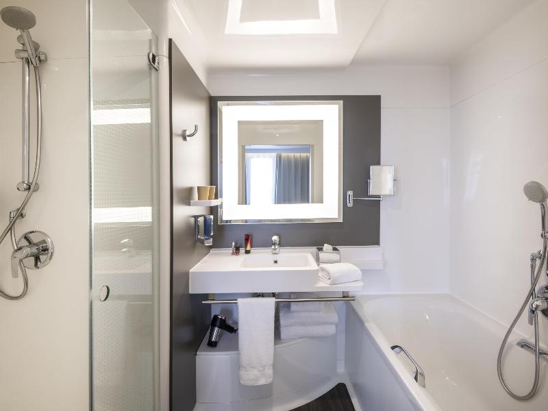 Novotel Suites Nice Airport image