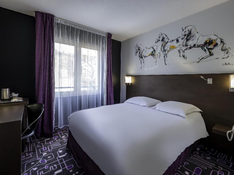 Mercure Bords De Loire Saumur image