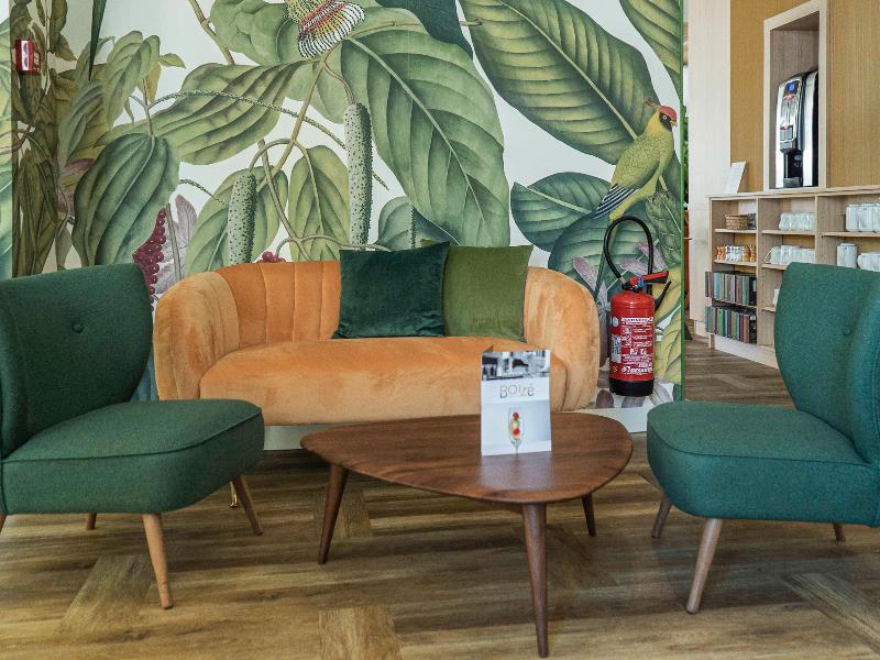 Mercure Niort Marais Poitevin Hotel image