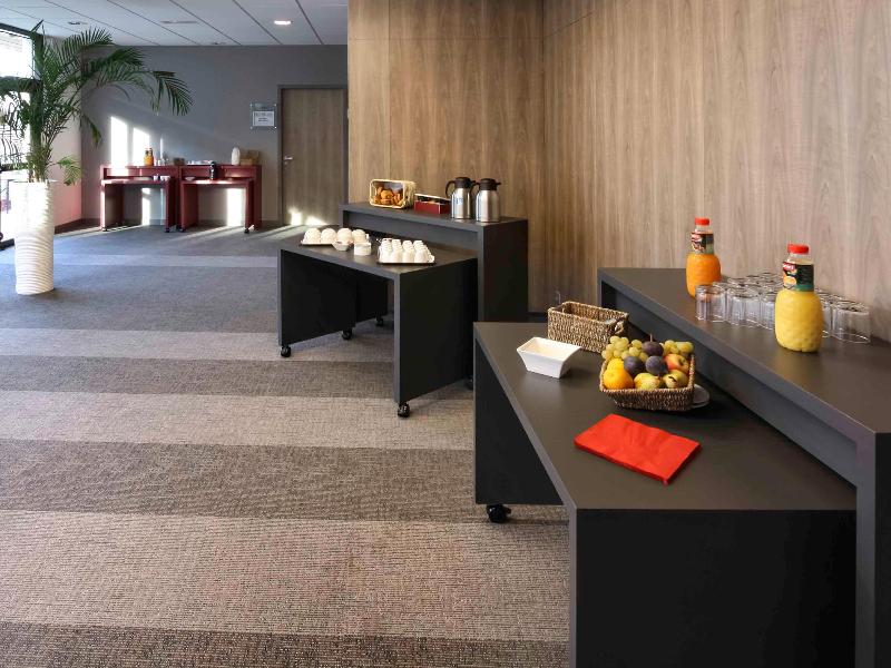 Mercure Niort Marais Poitevin Hotel image