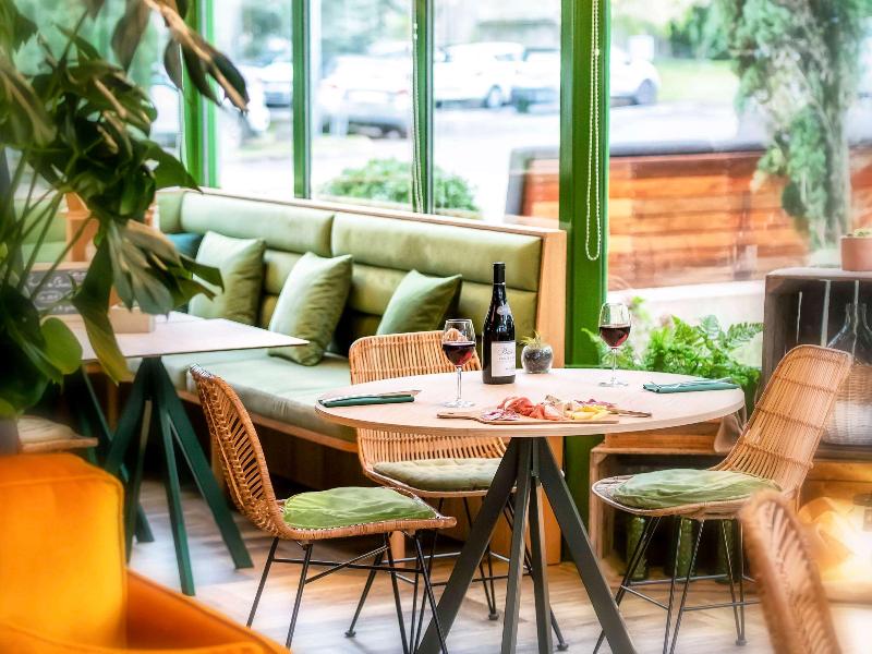 Mercure Niort Marais Poitevin Hotel image
