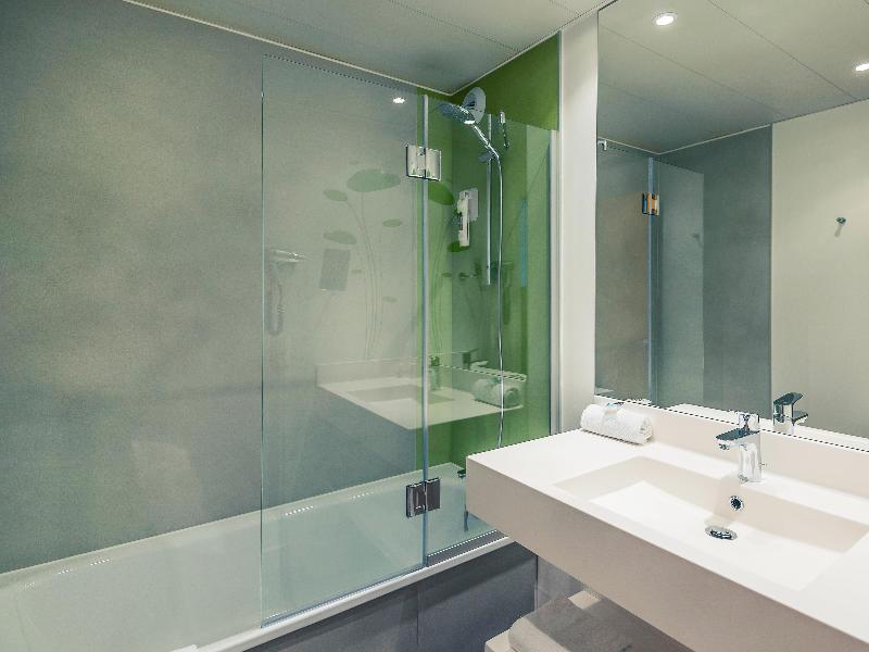 Mercure Niort Marais Poitevin Hotel image